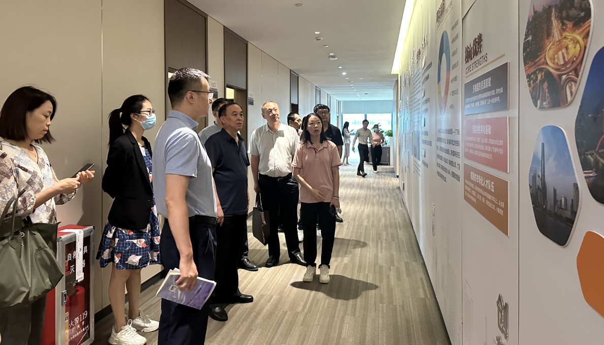 國信小貸赴粵普再貸、盈峰普惠調(diào)研交流